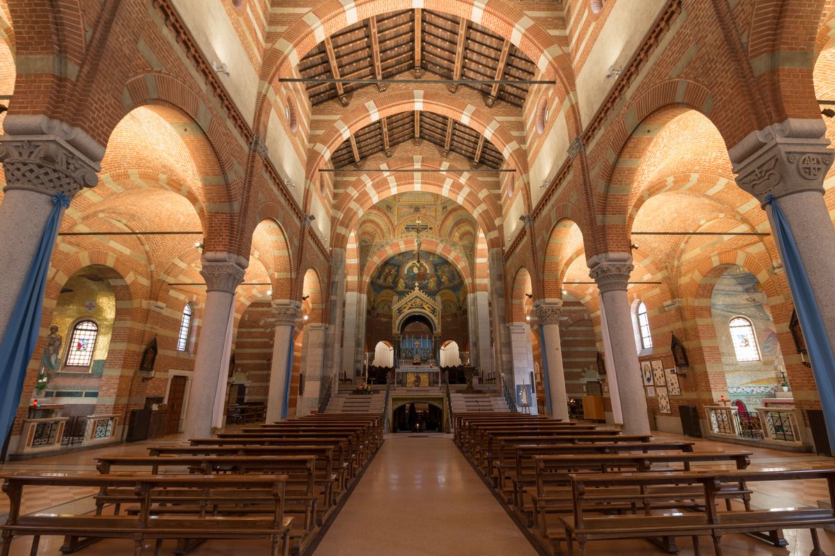 Disano illumina la basilica di Santa Maria di Caravaggio a Milano