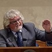 Referendum, Grillo: Denunceremo Renzi per il quesito sulla scheda. Il premier: Nuova legge elettorale in 3 mesi
